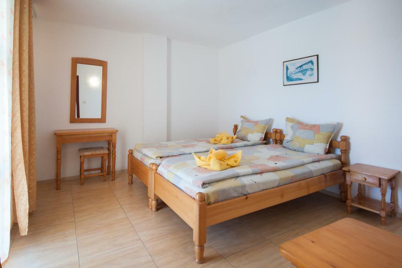 Hotel Stefanov 1 Lozenec Kültér fotó